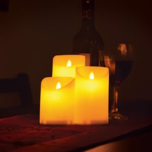 Set of 3 dancing flame LED wax effect candles with remote control